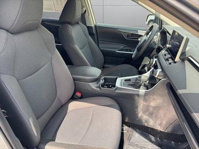 2025 Toyota RAV4 LE AWD