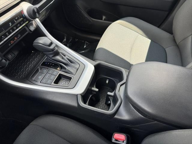 2025 Toyota RAV4 LE AWD