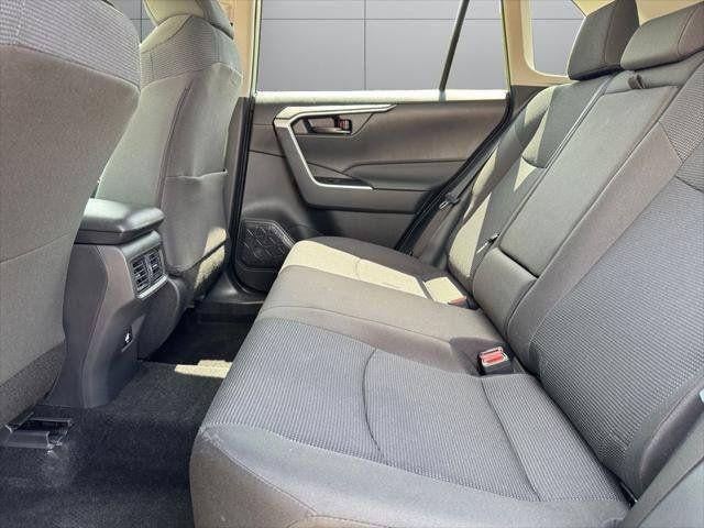 2025 Toyota RAV4 LE AWD