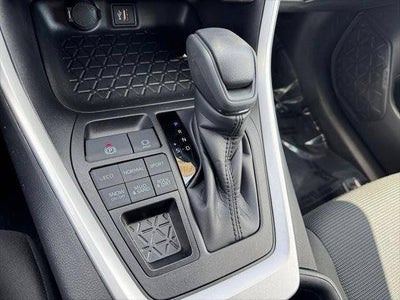 2025 Toyota RAV4 LE AWD