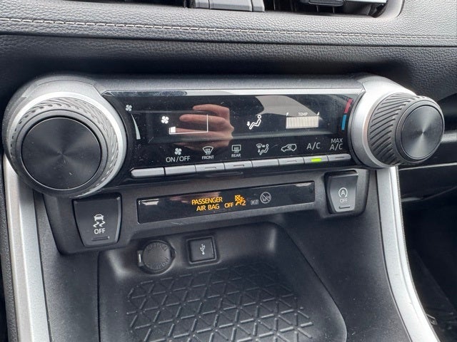 2021 Toyota RAV4 LE AWD