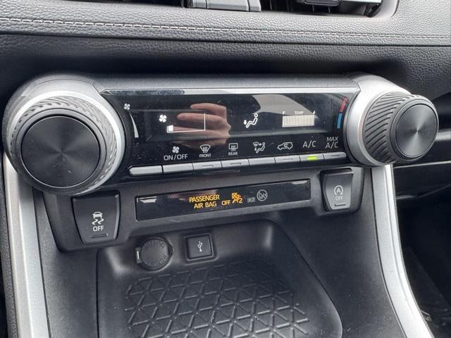 2021 Toyota RAV4 LE AWD