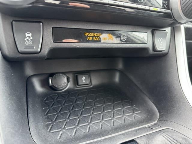 2021 Toyota RAV4 LE AWD