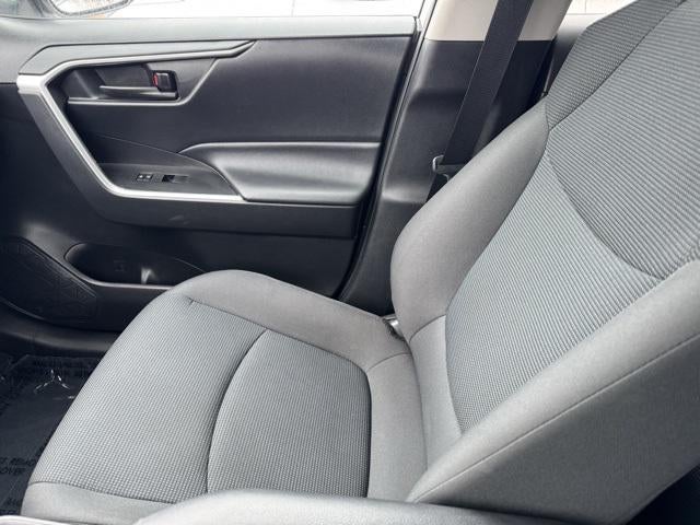 2021 Toyota RAV4 LE AWD