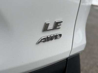 2021 Toyota RAV4 LE AWD