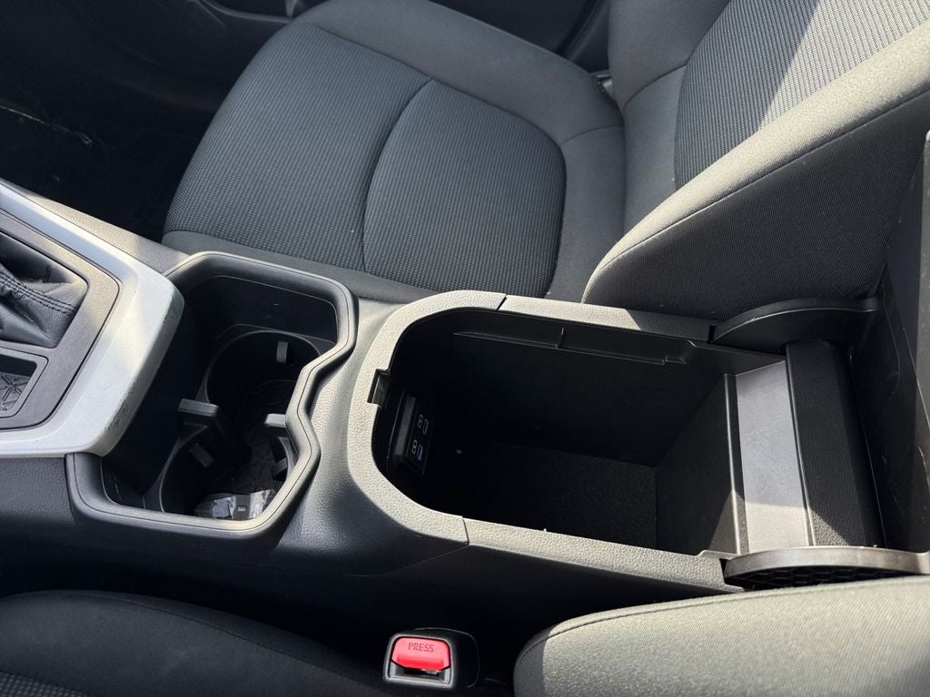 2022 Toyota RAV4 LE AWD