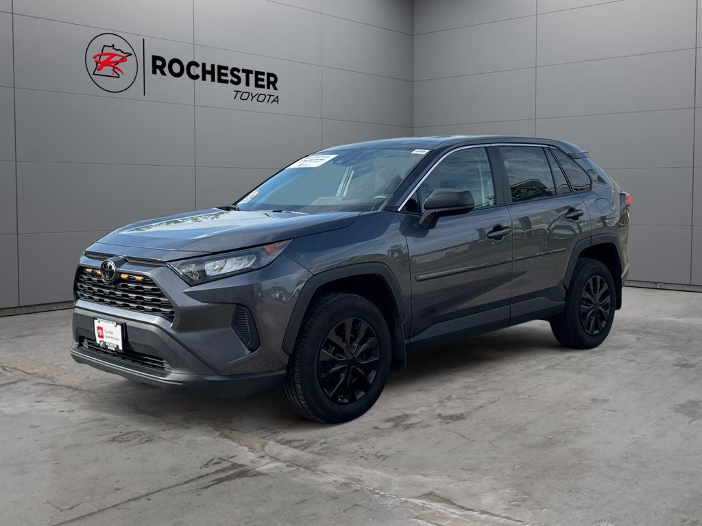 2022 Toyota RAV4 LE AWD