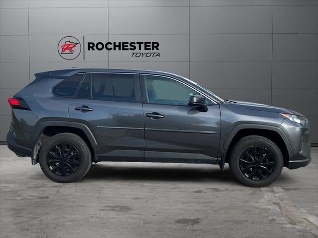 2022 Toyota RAV4 LE AWD
