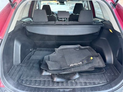 2019 Toyota RAV4 LE AWD
