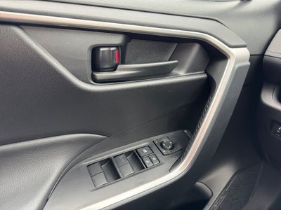 2025 Toyota RAV4 LE AWD