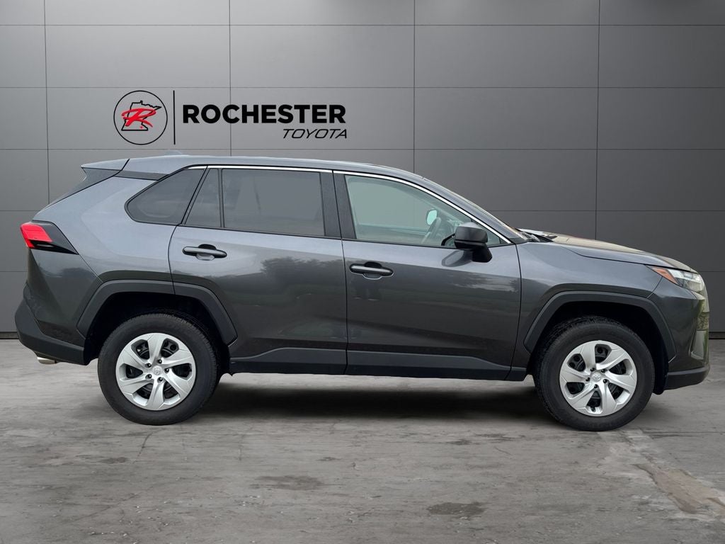 2025 Toyota RAV4 LE AWD