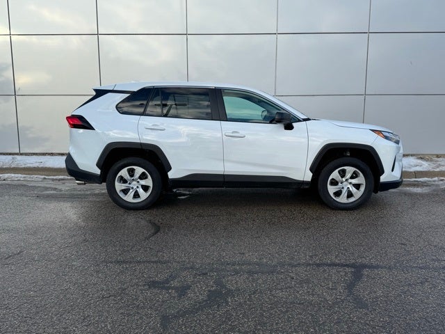 2024 Toyota RAV4 LE AWD