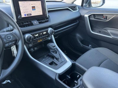 2024 Toyota RAV4 LE AWD