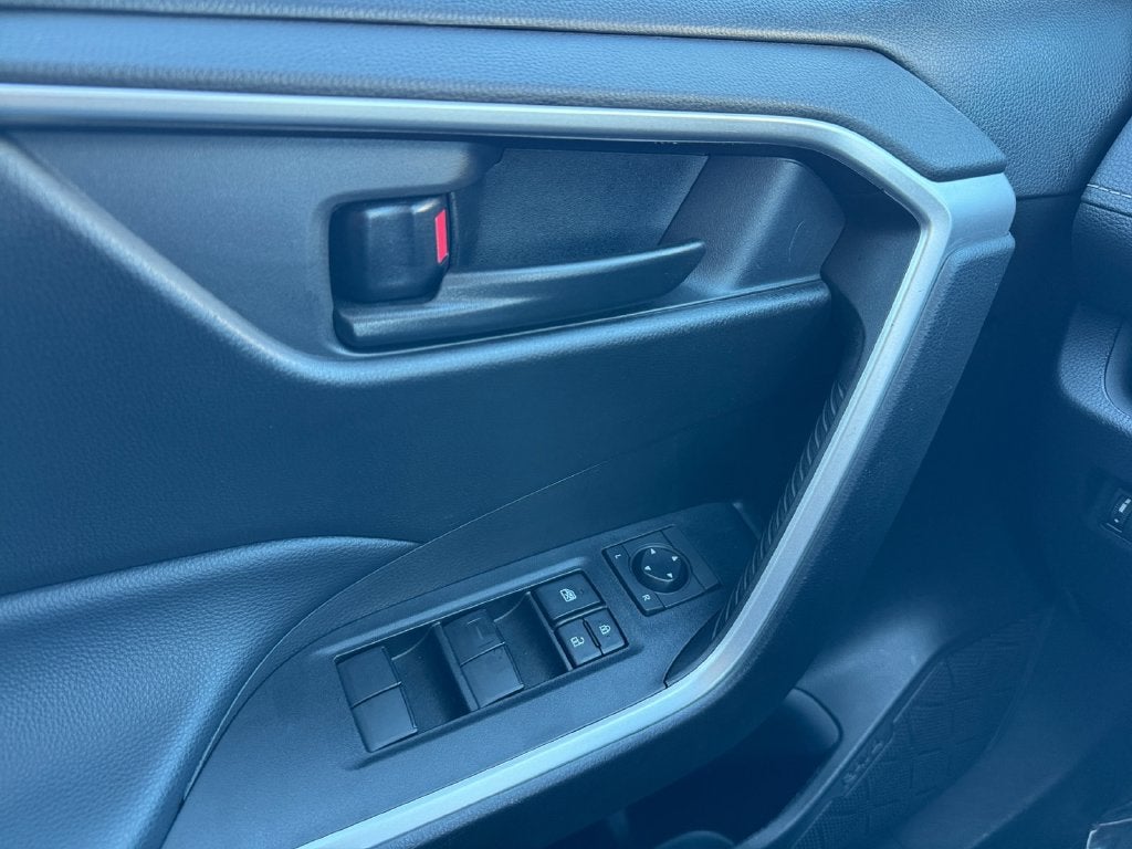 2023 Toyota RAV4 LE AWD