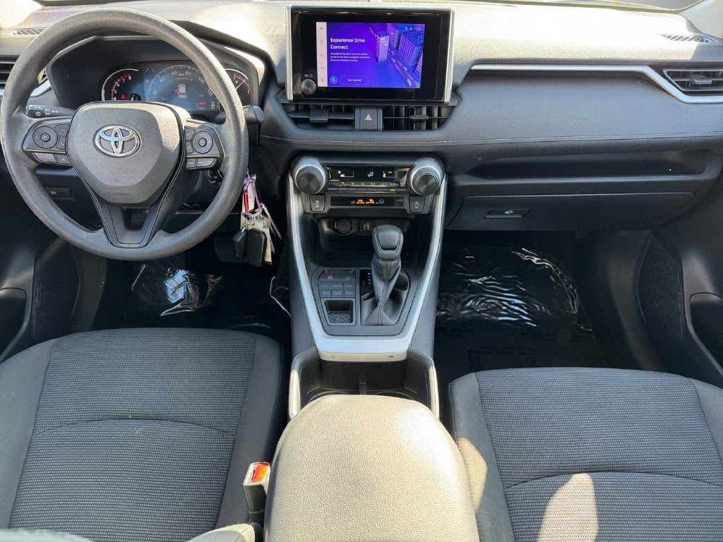2023 Toyota RAV4 LE AWD