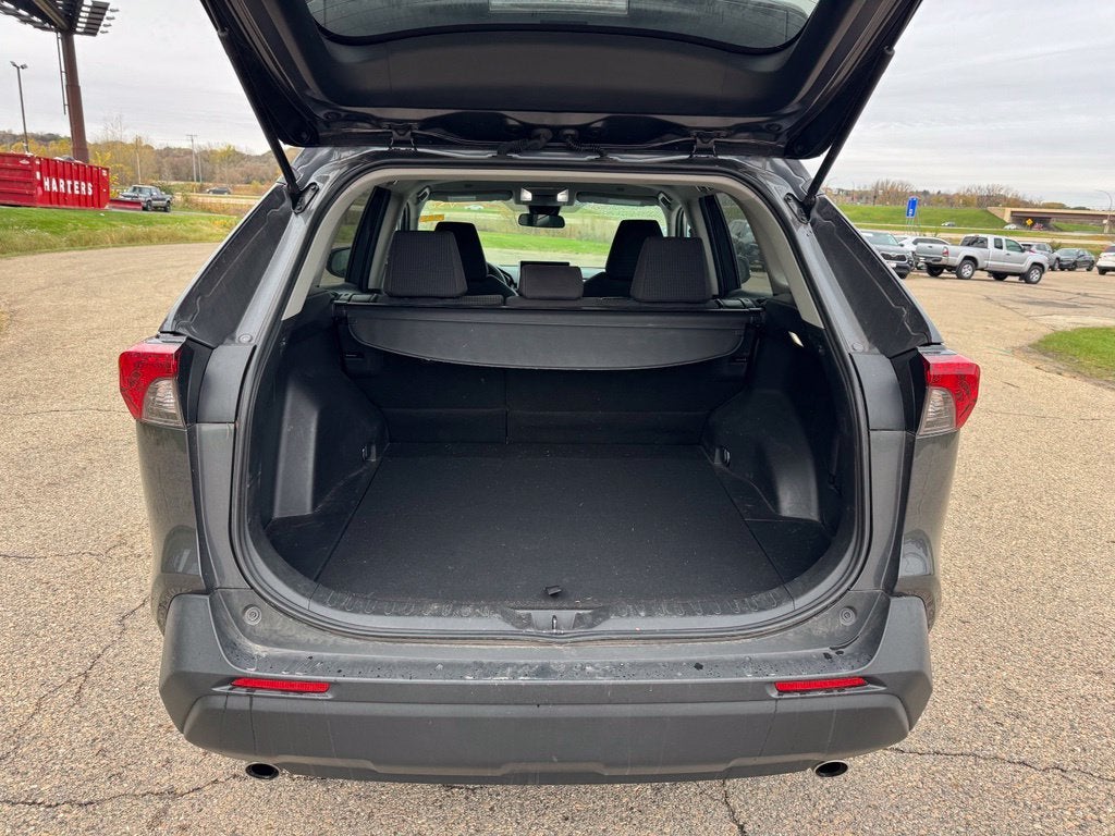 2023 Toyota RAV4 LE AWD