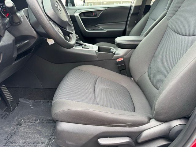 2022 Toyota RAV4 LE AWD