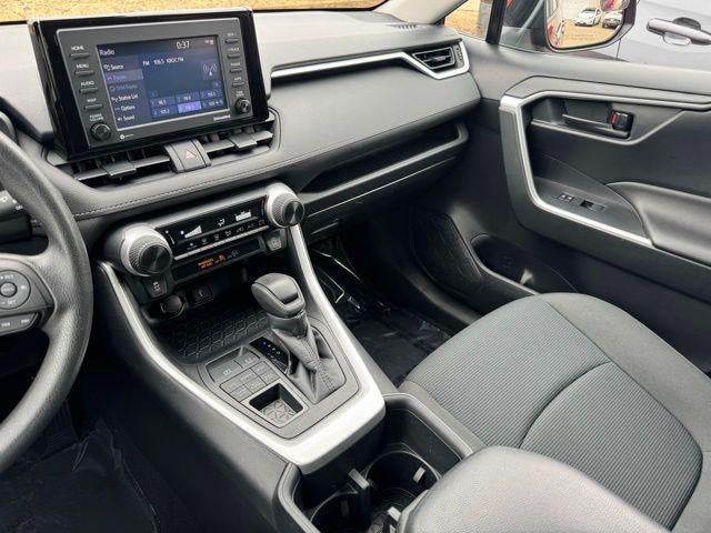 2022 Toyota RAV4 LE AWD