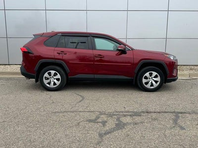 2022 Toyota RAV4 LE AWD
