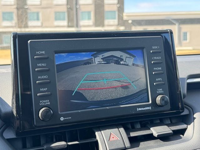 2020 Toyota RAV4 LE FWD