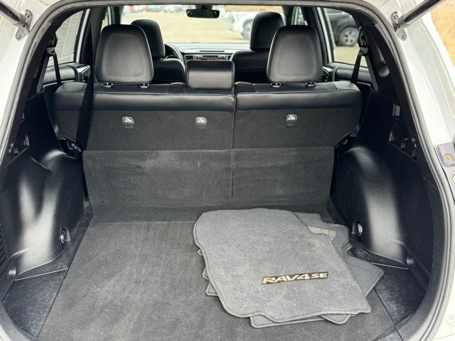 2018 Toyota RAV4 SE AWD