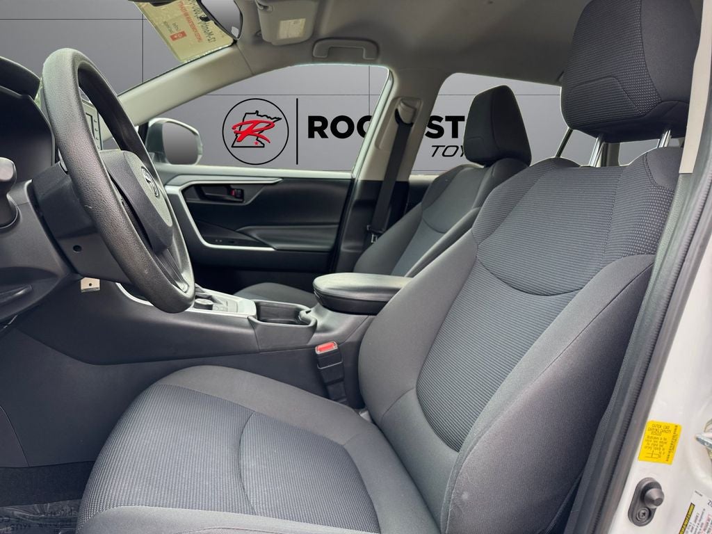 2019 Toyota RAV4 Hybrid LE AWD