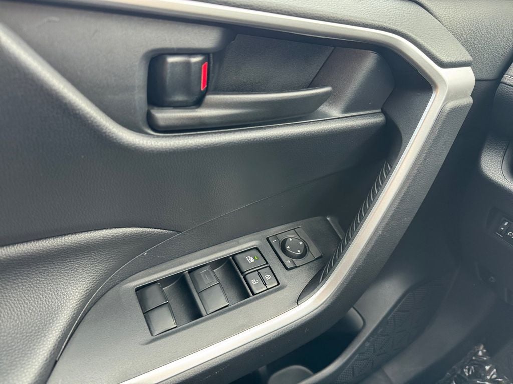 2019 Toyota RAV4 Hybrid LE AWD
