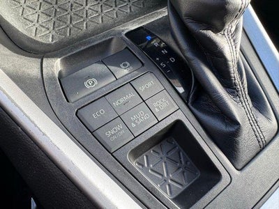 2020 Toyota RAV4 XLE AWD