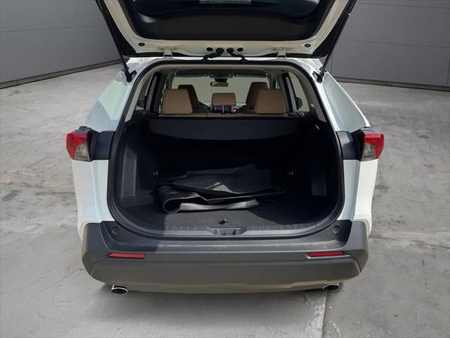 2025 Toyota RAV4 XLE AWD