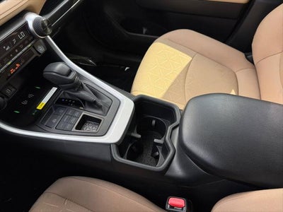 2025 Toyota RAV4 XLE AWD