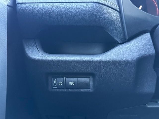 2025 Toyota RAV4 XLE AWD