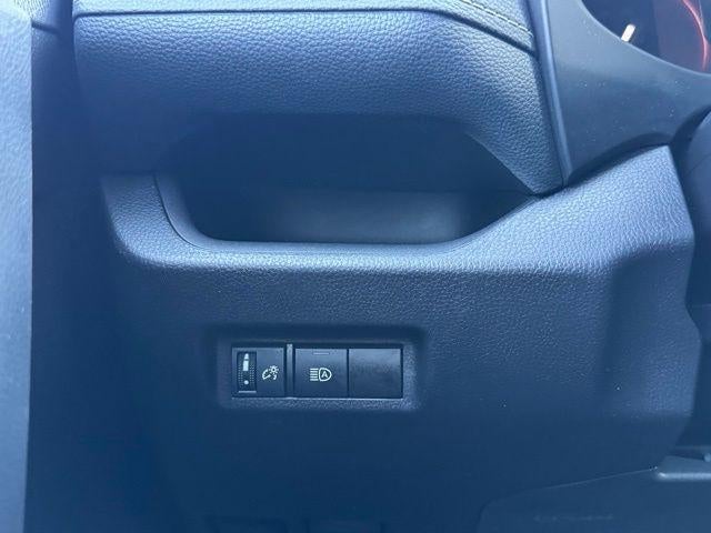 2025 Toyota RAV4 XLE AWD