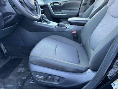 2025 Toyota RAV4 XLE AWD