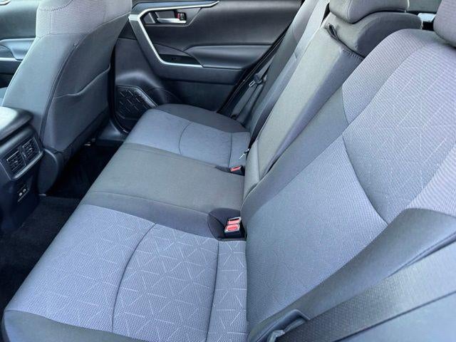2025 Toyota RAV4 XLE AWD
