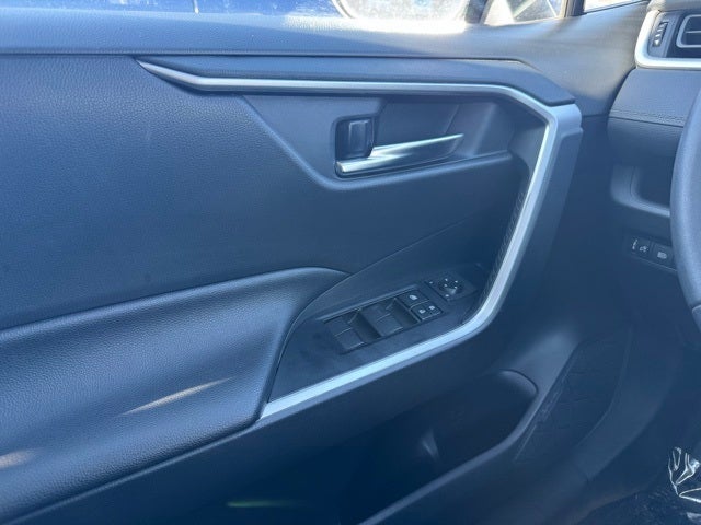 2020 Toyota RAV4 XLE AWD