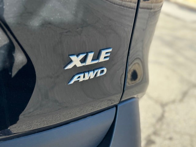 2020 Toyota RAV4 XLE AWD
