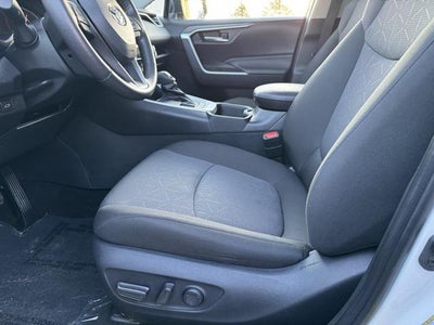 2024 Toyota RAV4 XLE AWD