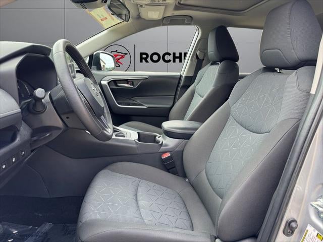 2025 Toyota RAV4 XLE AWD
