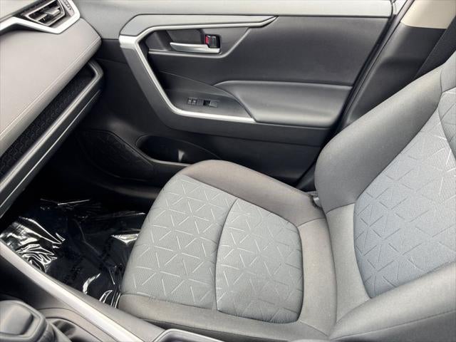 2025 Toyota RAV4 XLE AWD