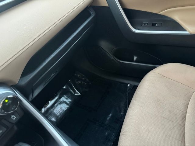 2025 Toyota RAV4 XLE AWD