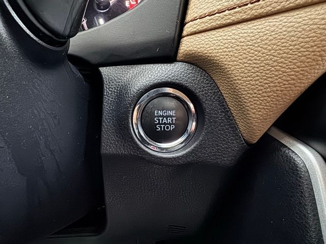 2025 Toyota RAV4 XLE AWD