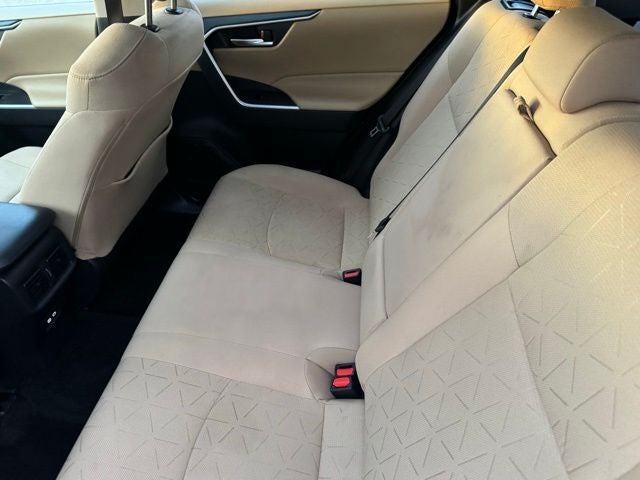 2025 Toyota RAV4 XLE AWD