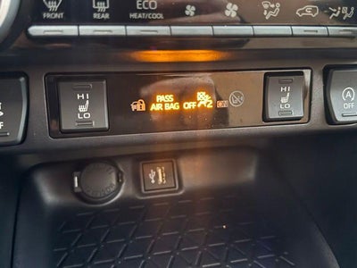 2025 Toyota RAV4 XLE AWD