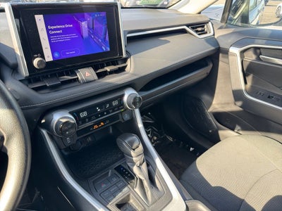2025 Toyota RAV4 XLE AWD