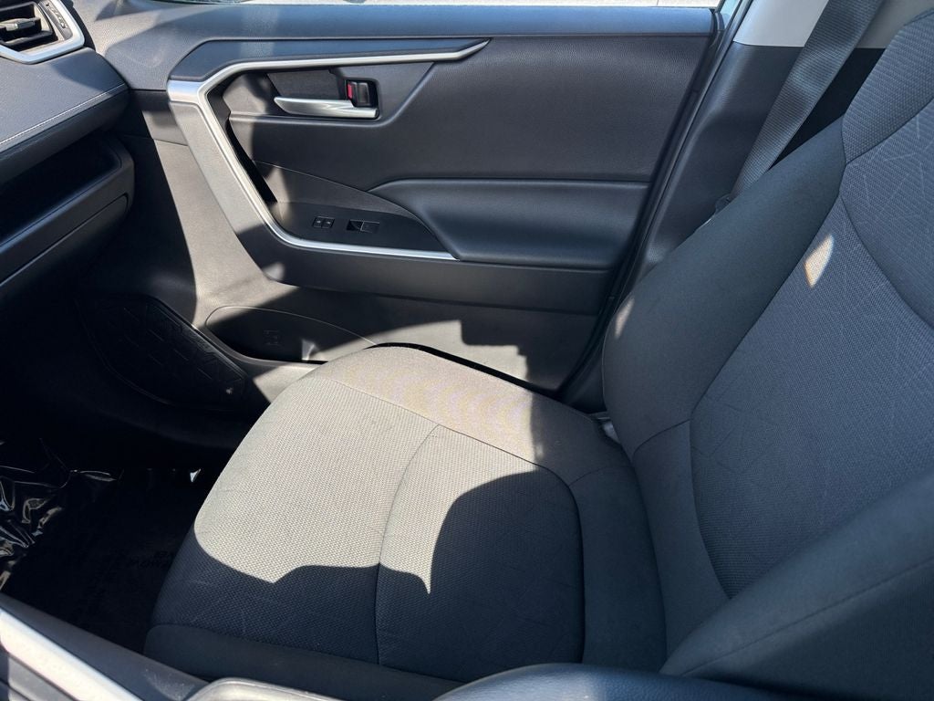 2025 Toyota RAV4 XLE AWD