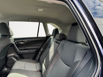 2025 Toyota RAV4 XLE AWD