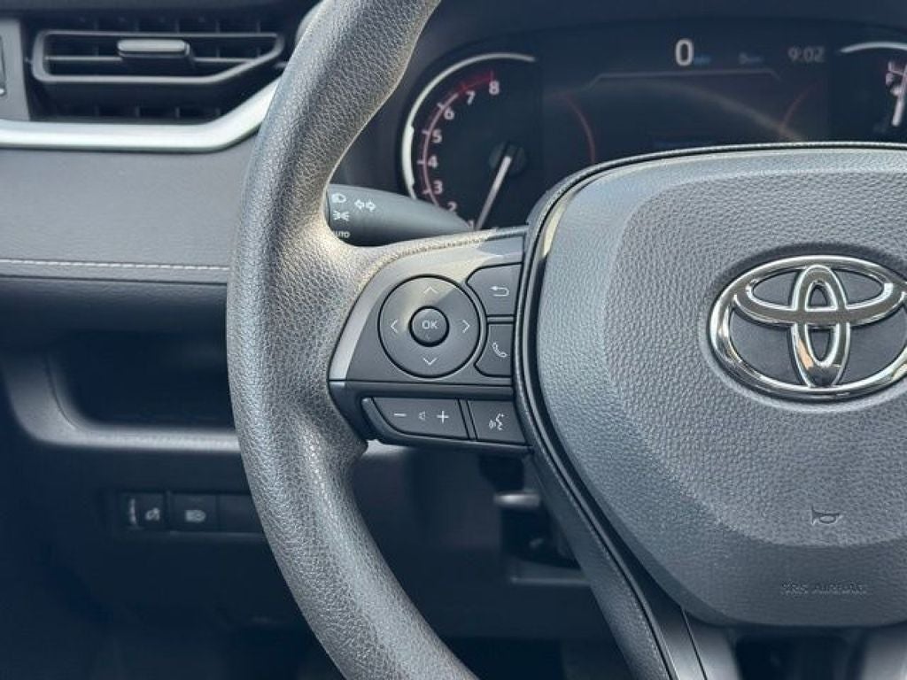 2025 Toyota RAV4 XLE AWD