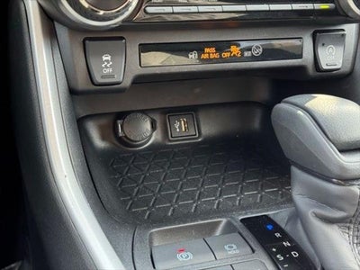 2025 Toyota RAV4 XLE AWD