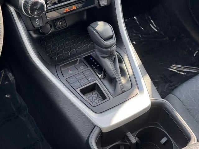 2025 Toyota RAV4 XLE AWD