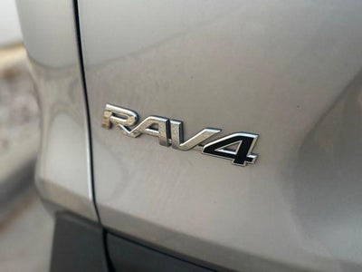 2021 Toyota RAV4 XLE AWD